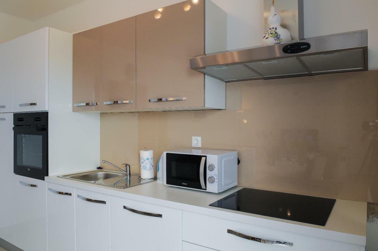 Apartment Petar Kaštela Buitenkant foto