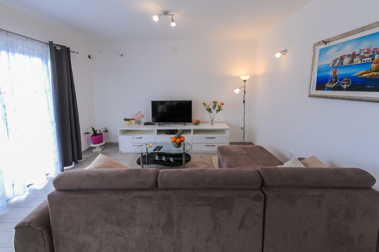 Apartment Petar Kaštela Buitenkant foto