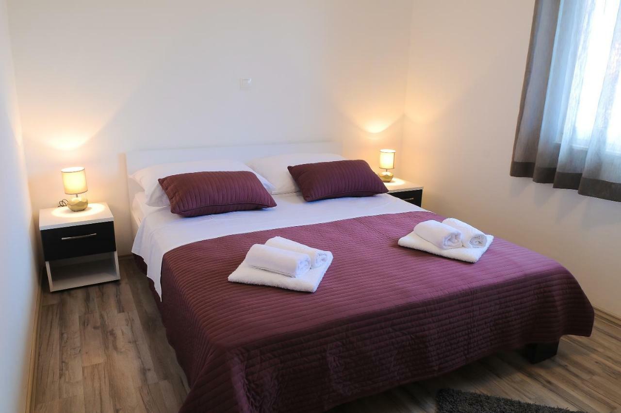 Apartment Petar Kaštela Buitenkant foto