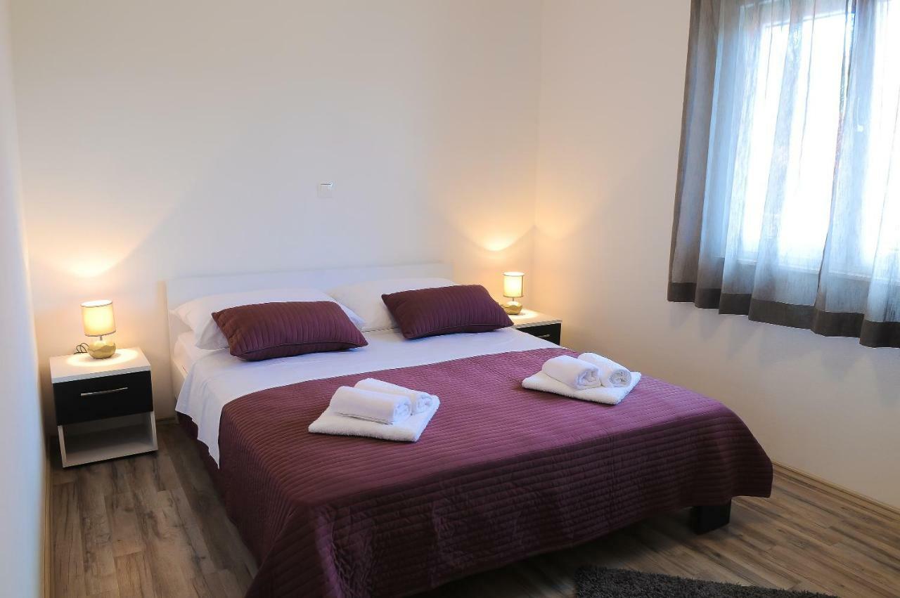 Apartment Petar Kaštela Buitenkant foto
